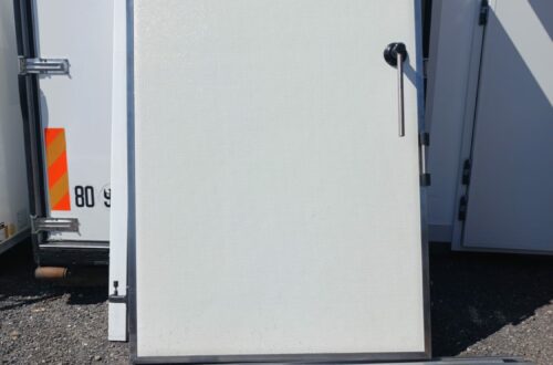 Sliding cold room doors.